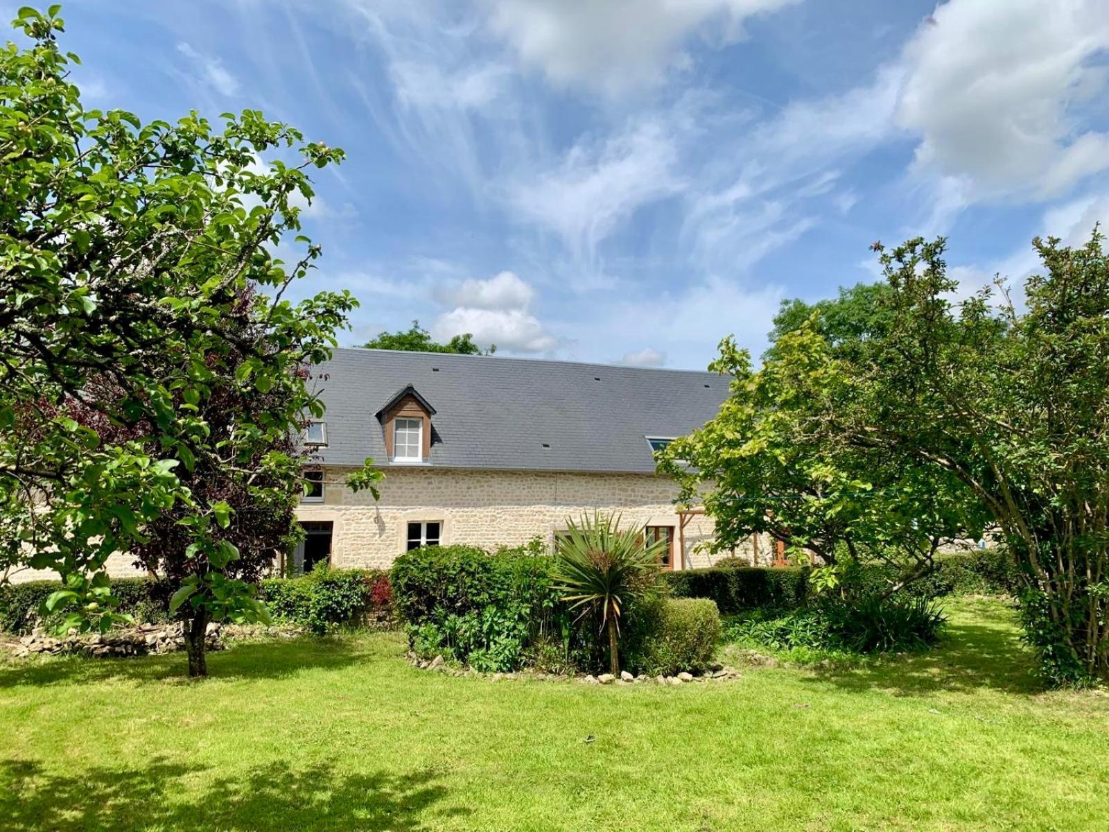 Chambre De Rose - Le Refuge Des Parachutistes - En Bordure Du Marais Neuville-au-Plain Zewnętrze zdjęcie